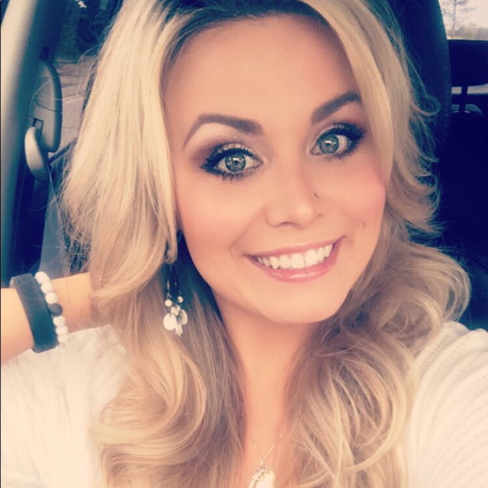 Meet your Posher, Jocelyn